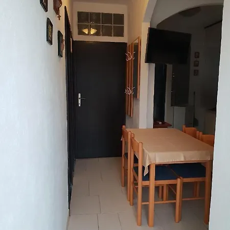 With Wifi Sutivan, Brac - 17825