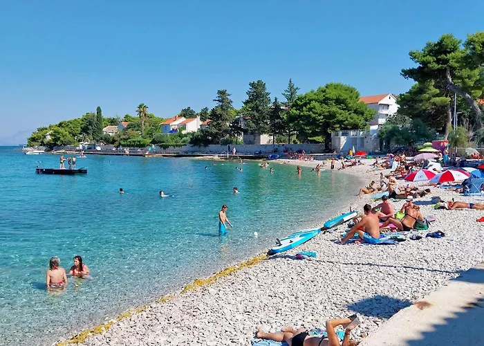 With Wifi Sutivan, Brac - 17825