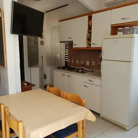 With Wifi Sutivan, Brac - 17825 Apartmán