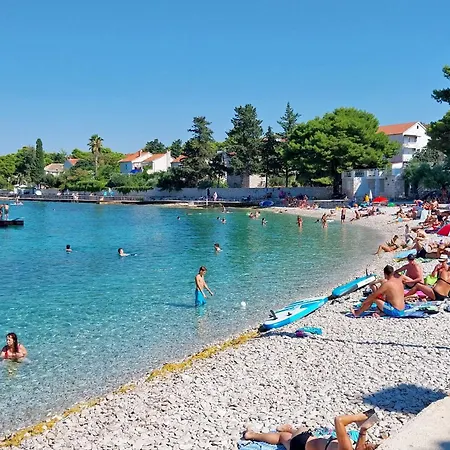 With Wifi Sutivan, Brac - 17825